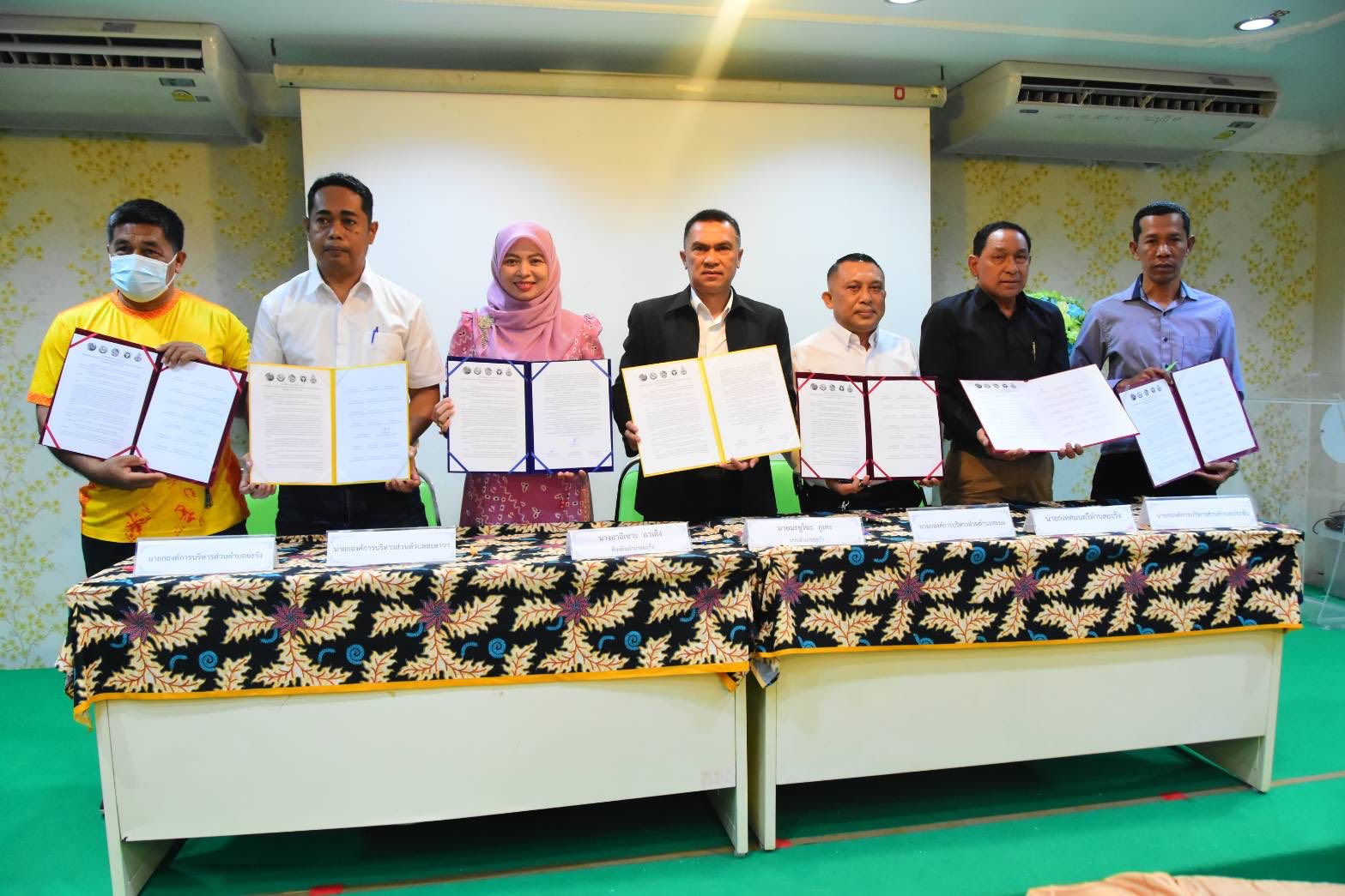 อบต.ยะรังเข้าร่วม"โครงการขยะปันสุขอำเภอยะรัง'69 เพื่อกองทุน RUN FOR YATEEM” และร่วมบริจาคขยะรีไซเคิล