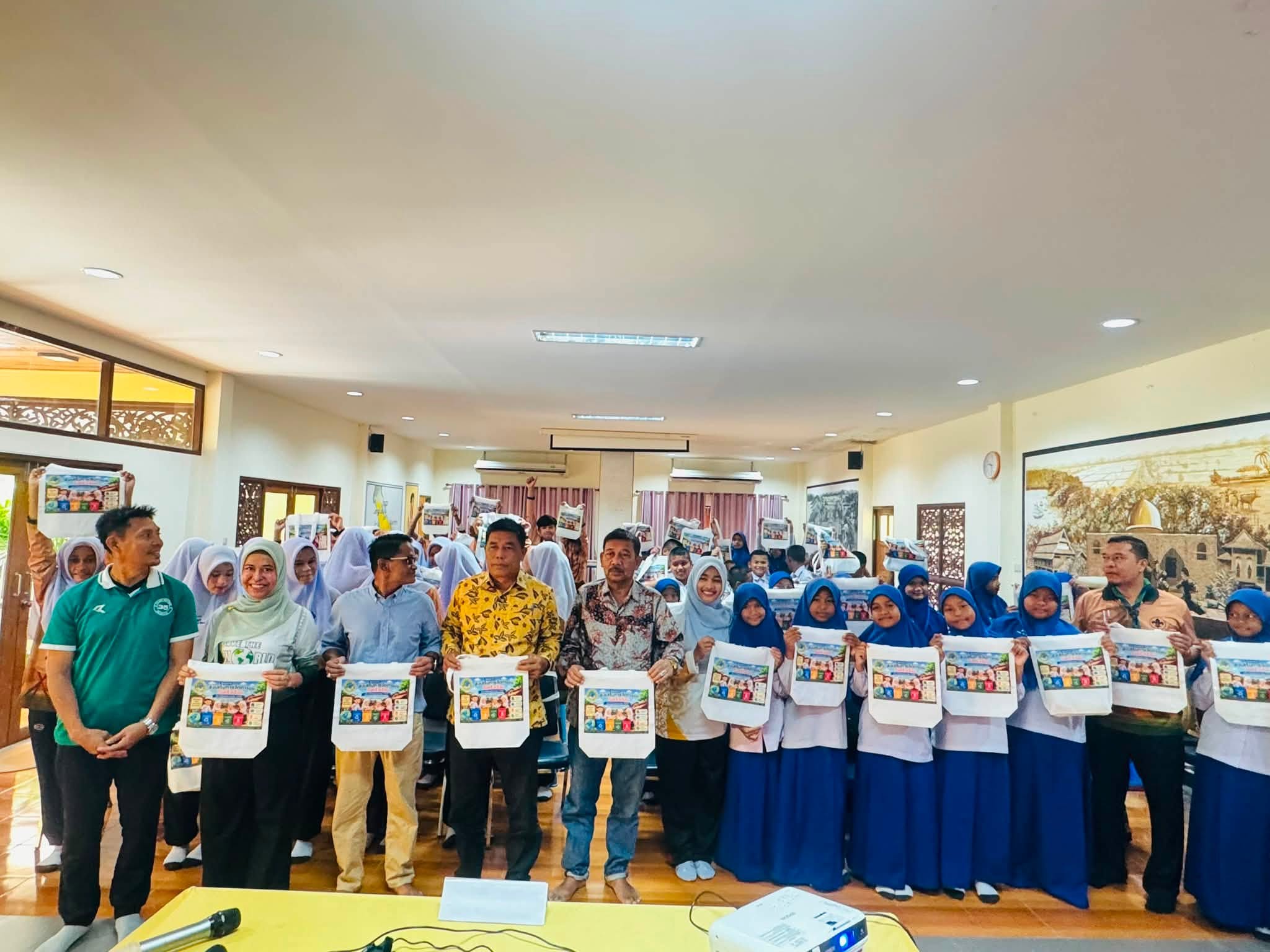 โครงการส่งเสริมการจัดการขยะในครัวเรือน 
ประจำปีงบประมาณ 2569